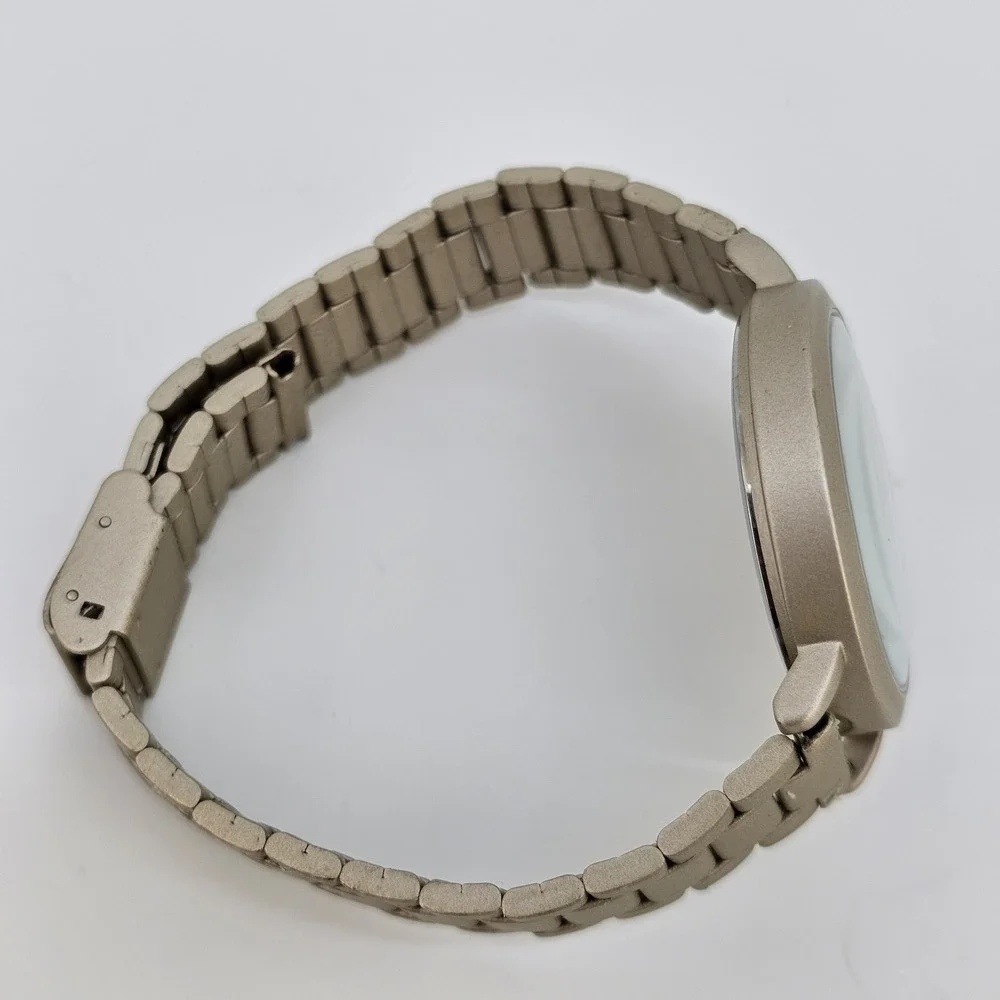 36MM Women's Watch White‎ Dial Champagne Bracelet Band New Battery